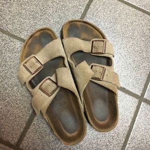 Birkenstock: Arizona Soft Footbed (size 36 - US 6)